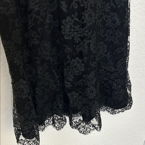 Vintage Estévez Black Floral Lace Sheer Neck Cocktail Dress – Size S - Picture 4 of 8